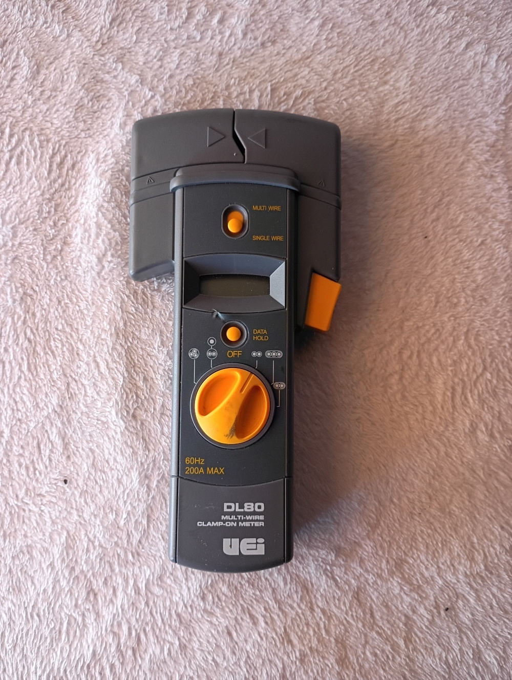 UE DL80 Clamp-On Multimeter in Gray with Orange Dial